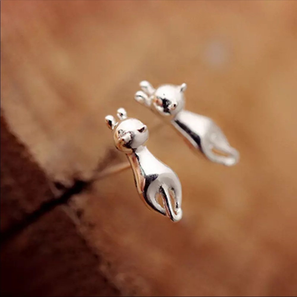 🌟 Sterling Silver 925 Cat 🐈 Stud Earrings - Picture 2 of 8